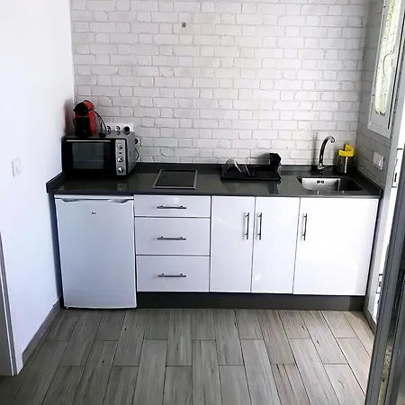 Estudios Contemporaneos Y Centricos Solo Familias Parejas Apartment *