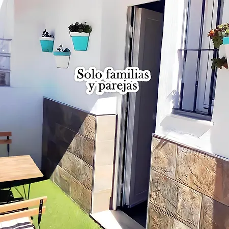 Apartment Estudios Contemporaneos Y Centricos Solo Familias Parejas